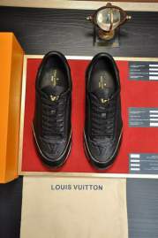 Picture of Louis Vuitton Shoes _SKULVsz38-45mnf050917111